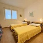 Giorni Felici Tutto Nuovo, Giardino, Park E Bikepark Apartman