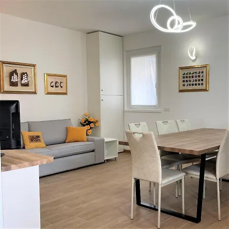 Giorni Felici Ampio A Piano Terra, Tutto Nuovo, Giardino, Park E Bikepark Lejlighed Verbania